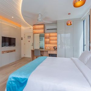 Superior Deluxe King Room